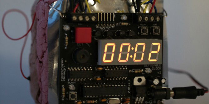 Elementary school locked down after receiving bomb threat