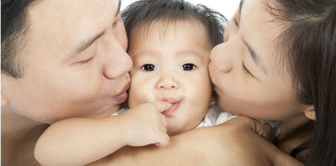 How to decode your baby's wants and needs based on their body language