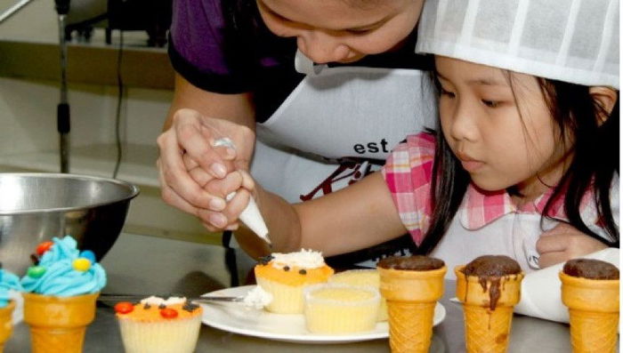 5 Benefits of baking with your kids