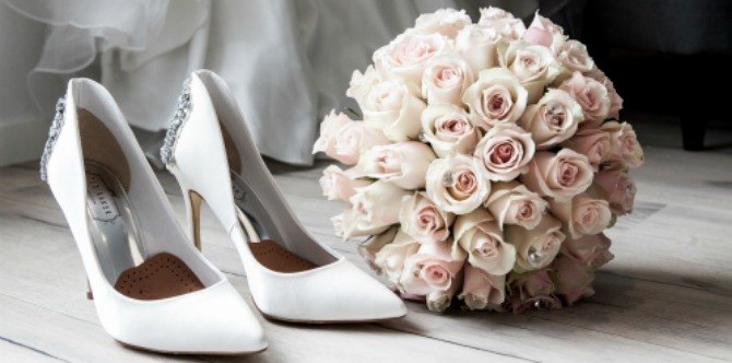 Cut your wedding costs by following these tips!
