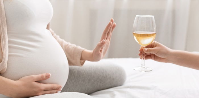Drinking during pregnancy can expose your baby to 428 diseases!