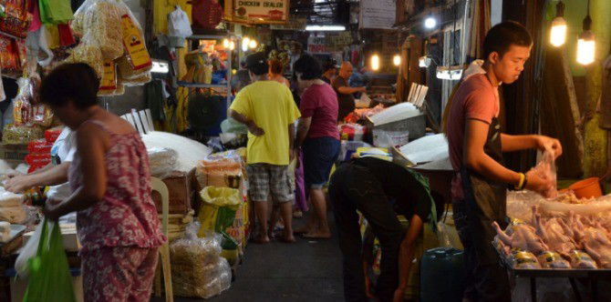 DOH: 80% of chickens being sold in some markets across NCR may be contaminated