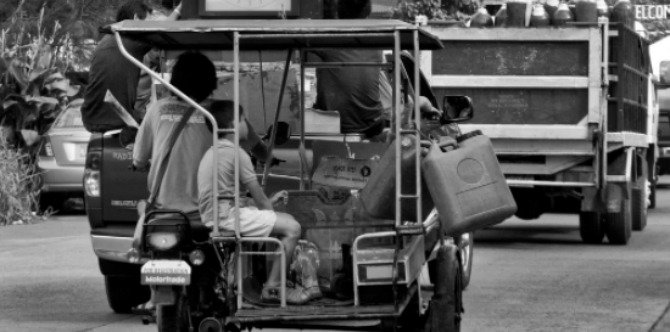 Drug surrenderer and 12-year-old son shot in Quezon