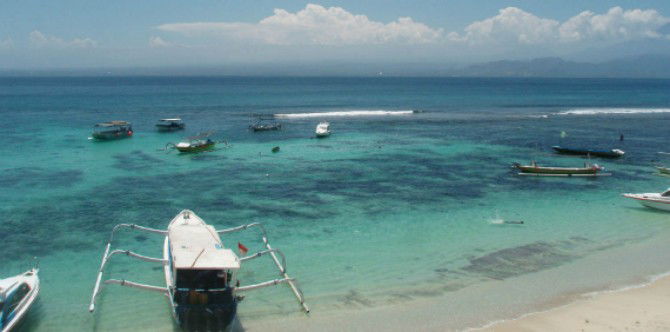 Singapore mom of 3 and doctor dies during Bali diving trip