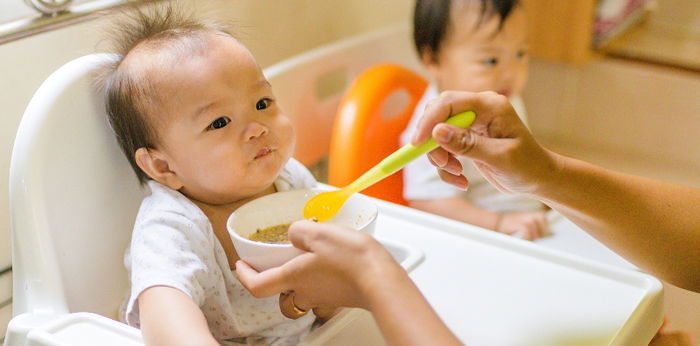 Gaano ba dapat kadalas ang pag-feed kay baby? Ito ang feeding schedule ng 0 to 1 year old