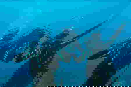 Want to make travelling with the one extra fun? Take your cue from Maxene Magalona and fiancé Robby Mananquil