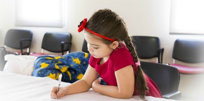 Teaching your child both Filipino and English can make them smarter