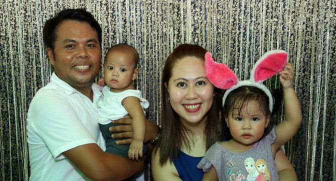 OFW nanay: imbis na balikbayan box, breastmilk ang pinapadala