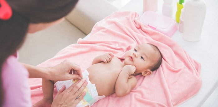 Parent's Guide: How to clean and take care of your Baby Girl's genitals