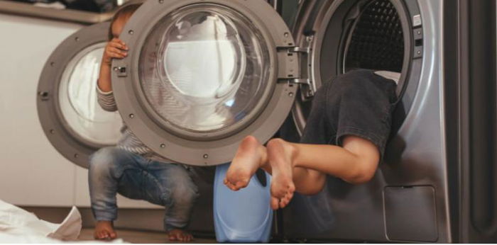 The horrifying danger of front-loading washing machines to children
