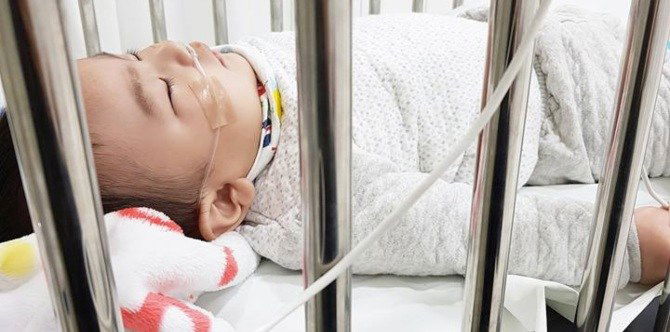 Babala ng isang ina: Huwag hayaang hawakan ng kung sino-sino ang iyong baby