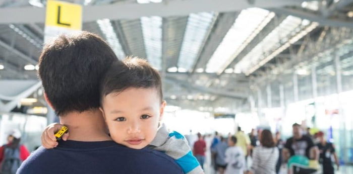 Parents' guide: Common virus hot spots in an airport