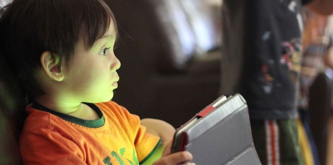 YouTube Kids video, tinuturuan raw magpakamatay ang mga bata