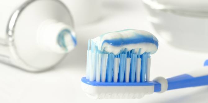 Ingredient sa toothpaste at cosmetics, posibleng magdulot ng osteoporosis