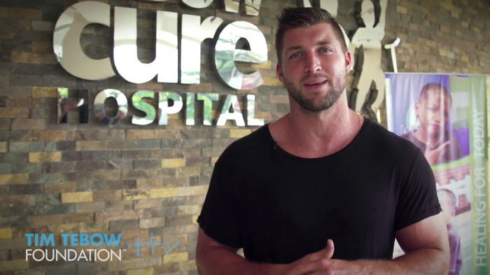 Tim Tebow, humiling ng donasyon para sa mga Pinoy na bata para sa kaniyang birthday