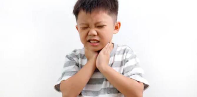 Diphtheria: Sanhi, sintomas, gamot at paano makaiwas sa sakit na ito