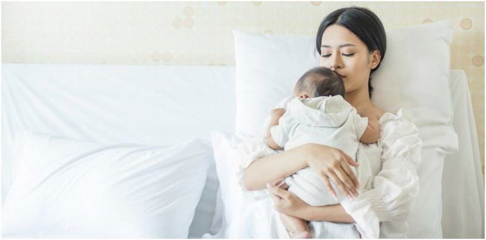 Postpartum Guide: 10 bagay na dapat bantayan sa kalusugan ng bagong panganak na ina