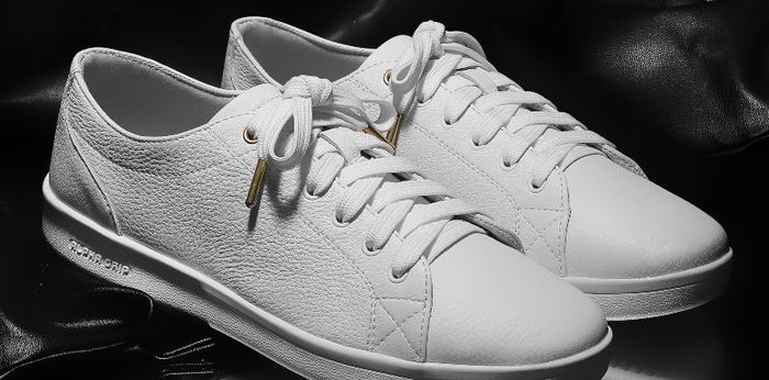 Step up your style with the World Balance Elite, The Luxor!