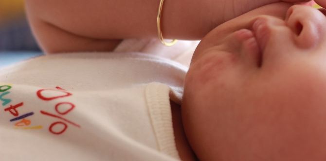 Isang taong gulang na bata hindi na nagising sa pagkakatulog