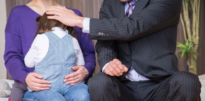 Ano ang isang illegitimate child at anu-ano ang mga karapatan ng anak sa labas?