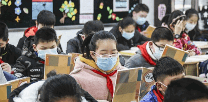 Mga estudyante sa China, nagkaroon ng COVID-19 pagkatapos magbukas ng klase