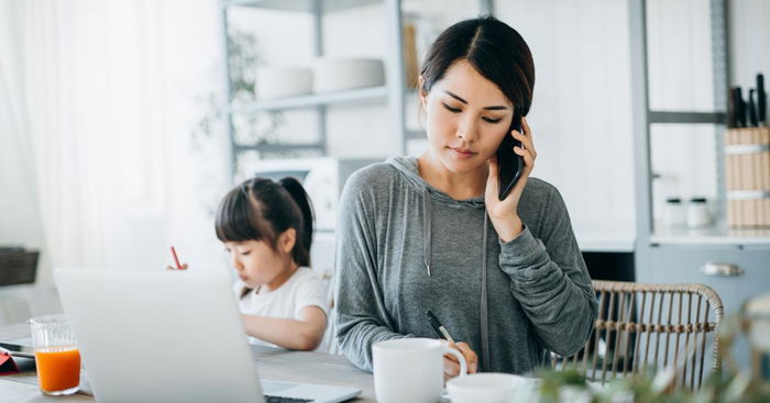 Creative Parenting: How I survive working from home with my child