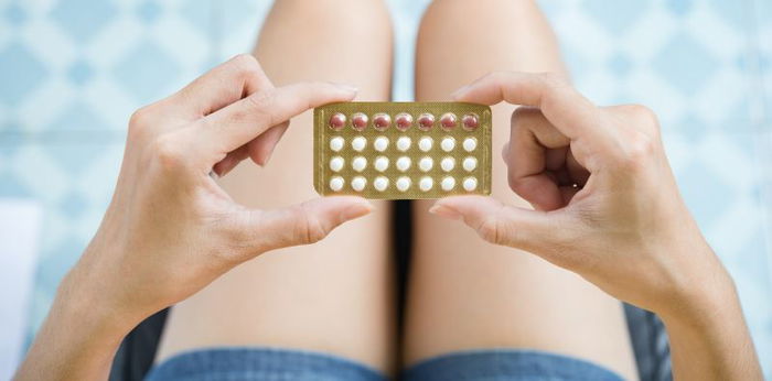 Kailan maaaring uminom ng pills pagkatapos manganak?