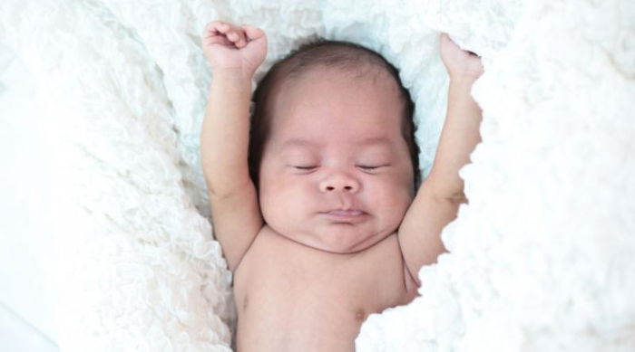 Hindi maintindihan si baby? Alamin ang ibig sabihin ng mga kilos ni baby