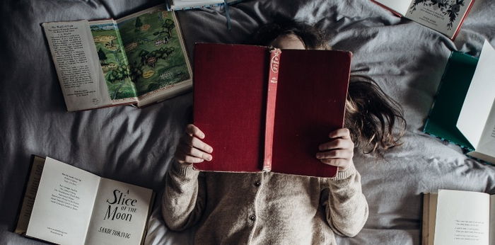 Aklat o Ebook: Ano ang mas epektibong gamitin ng bata?