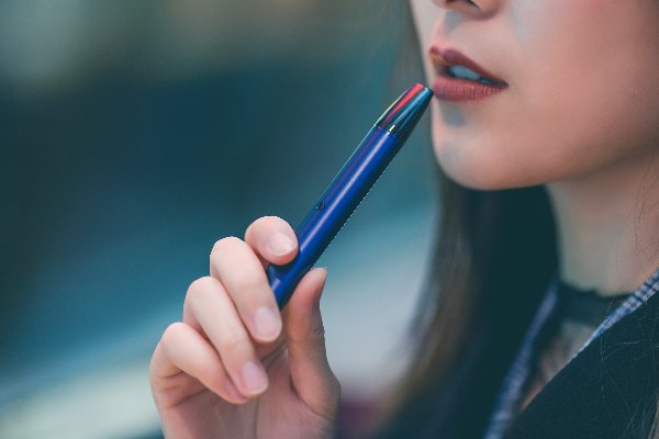 Vaping and pregnancy: What are the effects to you and your baby