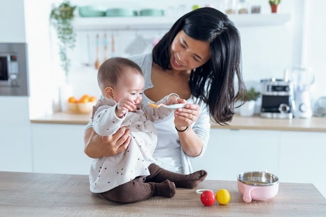 Starting Your Child on Solids: Is Organic Baby Food Better?