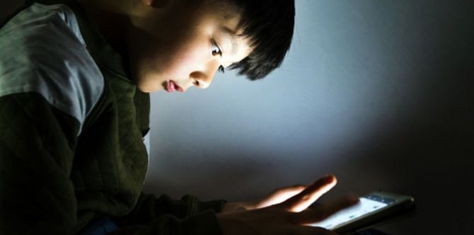 5 ways to explain "Internet Safety" to a child