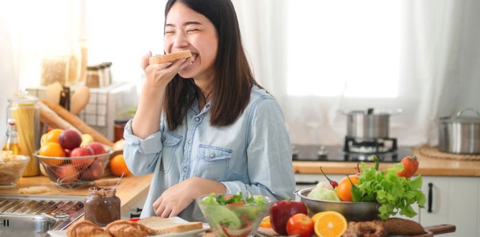 Postpartum meal guide: what to eat after giving birth