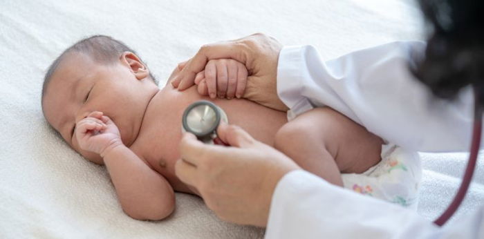 Ano ang heart murmurs sa mga baby?: Sanhi, sintomas, at lunas para rito