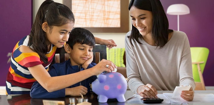 Teach your child to effectively manage their money