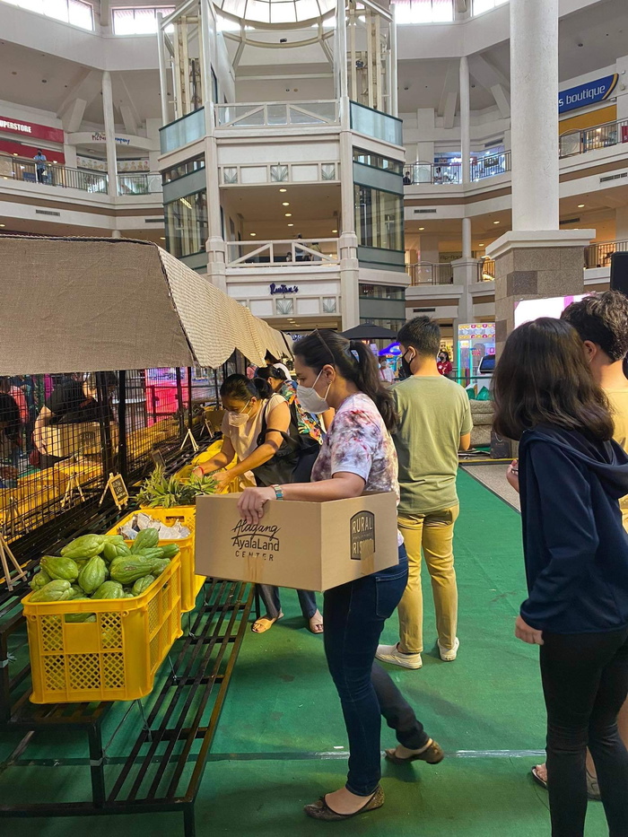 Support Local Farmers: Eart and Box All-You-Can at Ayala Malls
