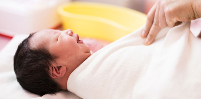 Swaddle vs sleep sack: Which is safer for babies?