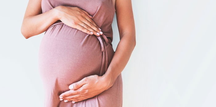 Feeling how your twins move inside your womb and what does it says