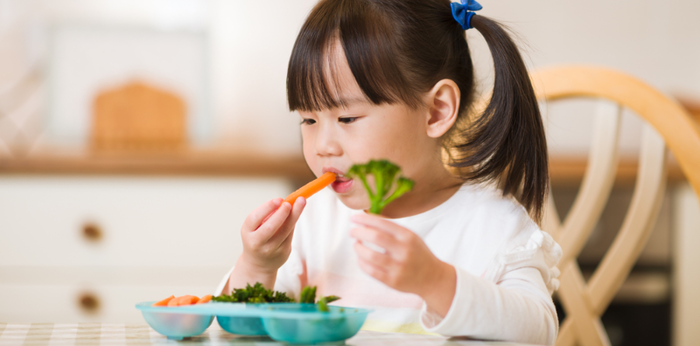 14 na masustansyang pagkain para sa mga bata at mga pagkaing na dapat iwasan