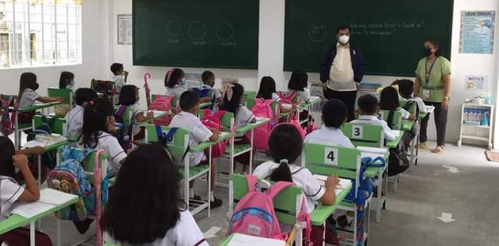 Mandatory face masks sa mga school, tatanggalin din ba? Heto ang sagot ng DOH