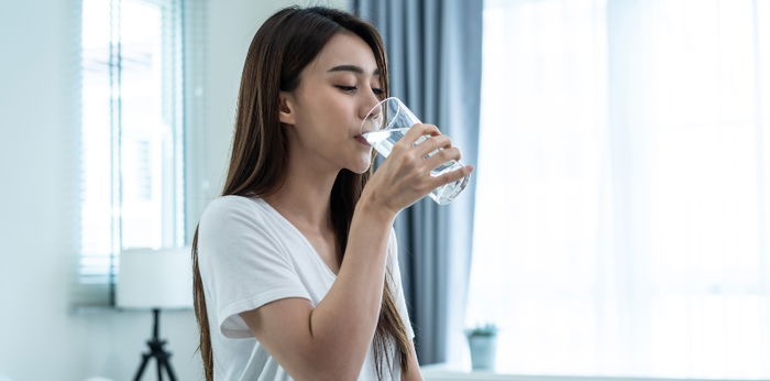 STUDY: Pag-inom ng sapat na dami ng tubig araw-araw, nakakabata