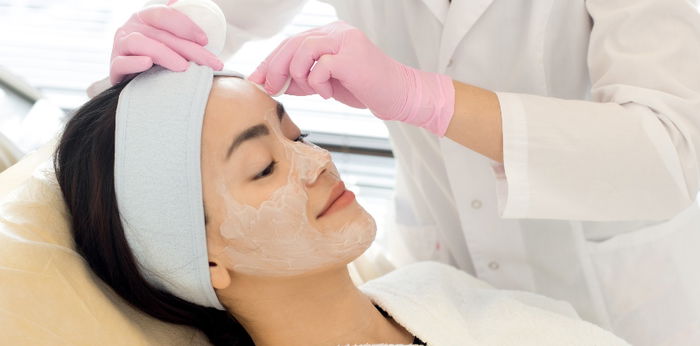Facial for pregnant women, is it safe?