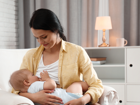 How long should you breastfeed before switching to formula