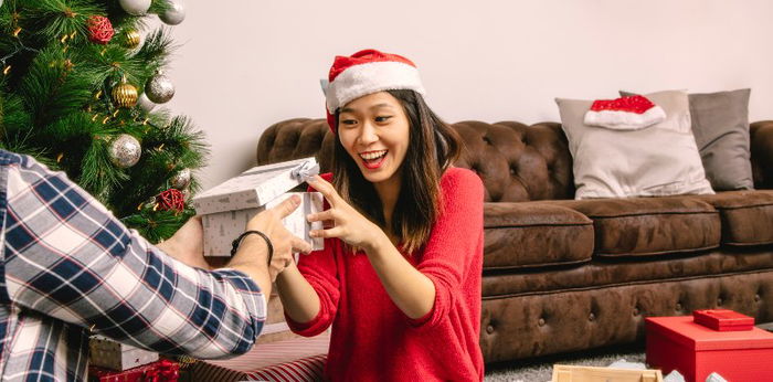 Budgeting Guide for Gifting on Christmas: Family, Office, Friends, Neighbors, Kids' Teachers