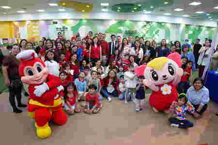 Jollibee and kidzooona launch exclusive partnership to bring joyful playtime celebrations