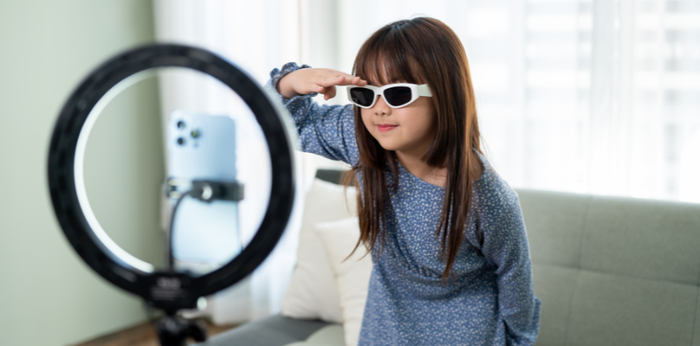 Kids and TikTok: Should You Let Your Child Use TikTok? What Age Is Appropriate to Start?