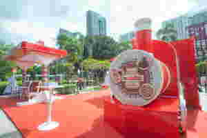 Come On Board the Nutella Express and Spread the Spirit of Christmas!