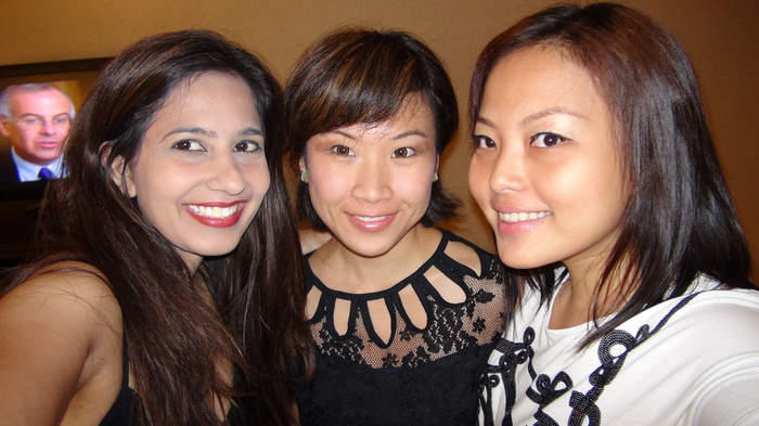 Roshni Mahtani, Melissa Lau, Vania Tan