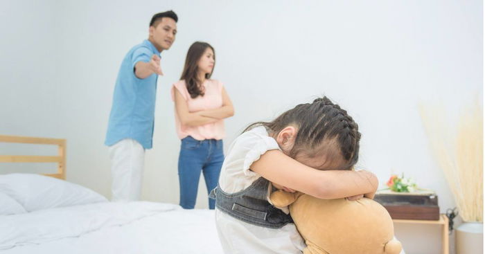 Should Parents Argue In Front Of Their Children?