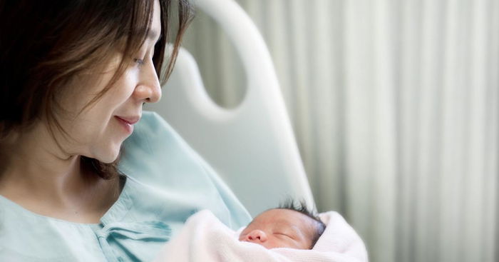 Worried About Negative Thoughts As A New Parent? You're Not Alone